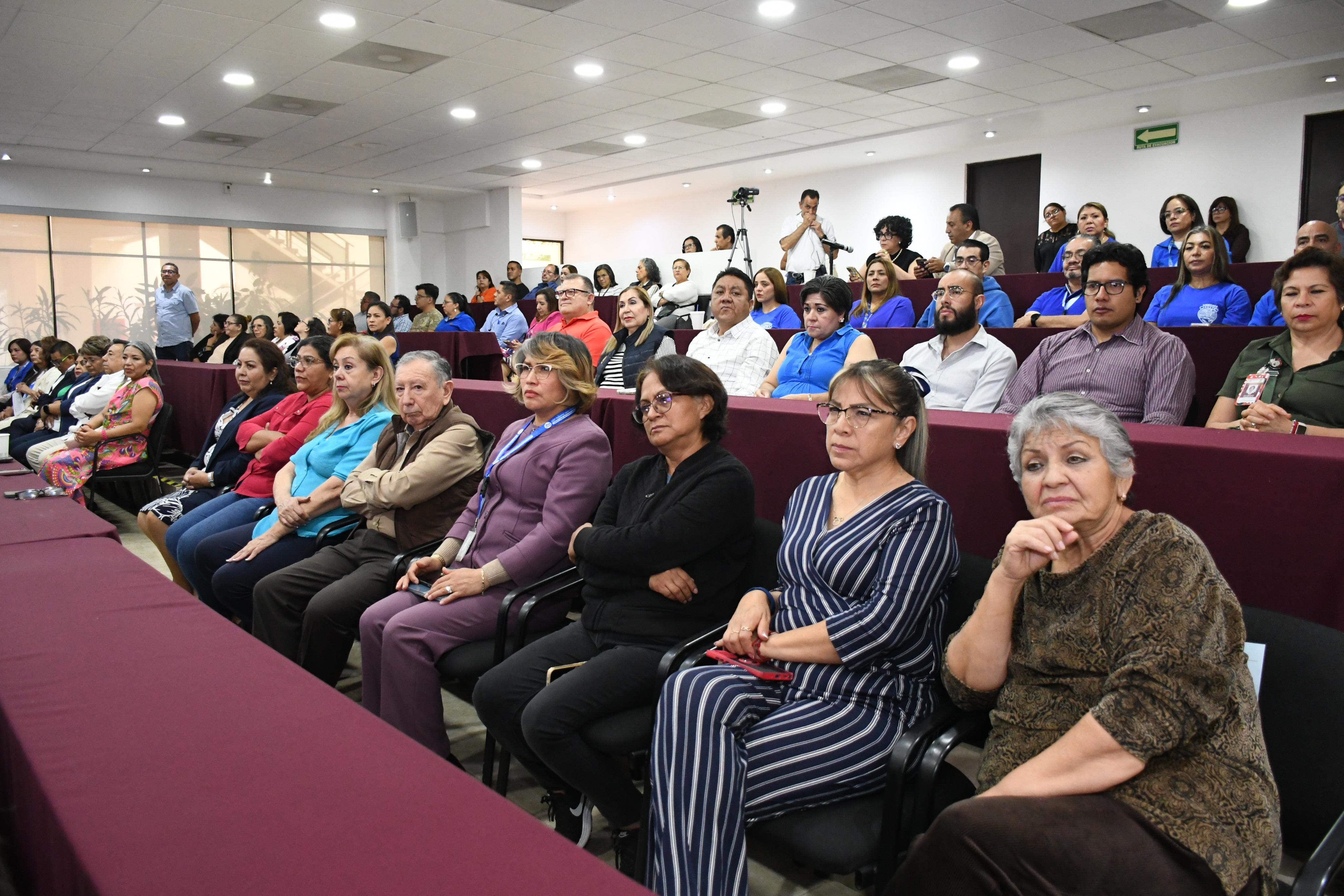Inicio de actividades de capacitación con la Jornada Especial “La Confianza y Unidad se Construye en Equipo”